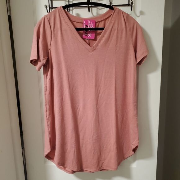 3/$20 NWT WOMEN'S TUNIC TSHIRT PINK CORAL VNECK ROUNDED HEM. SZ SMALL - Picture 2 of 4